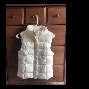GAP White Puffer Vest